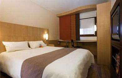Ibis Savigny Sur Orge Hotel Morangis  Eksteriør billede
